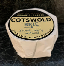 Load image into Gallery viewer, Cotswold Brie 140g