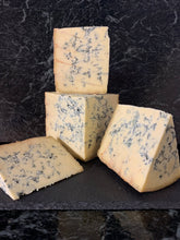 Load image into Gallery viewer, Colston Bassett Stilton