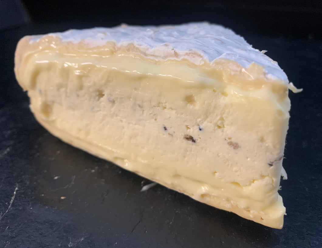SUSSEX TRUFFLED BRIE 130g