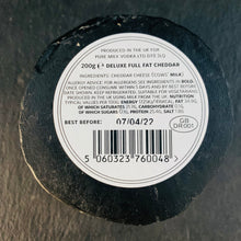 Load image into Gallery viewer, Black Cow Cheddar 200g
