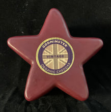 Load image into Gallery viewer, Godminster Vintage Organic Cheddar Star 150g
