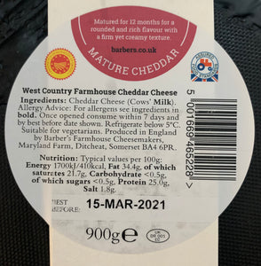 West Country Farmhouse Cheddar 900g