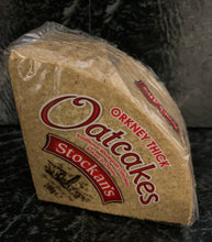 Load image into Gallery viewer, Stockan’s Thick Oatcakes 200g
